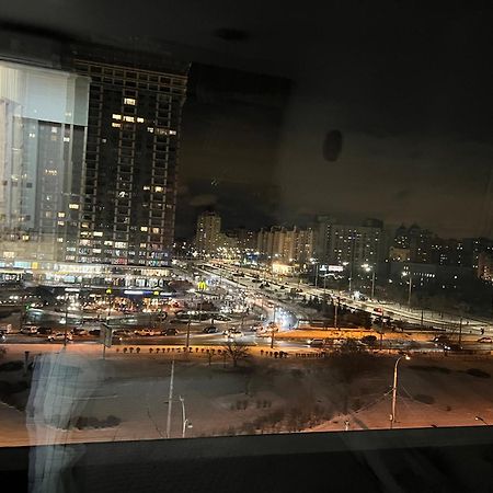 Apartment Smart Plaza Obolon' เคียฟ ภายนอก รูปภาพ